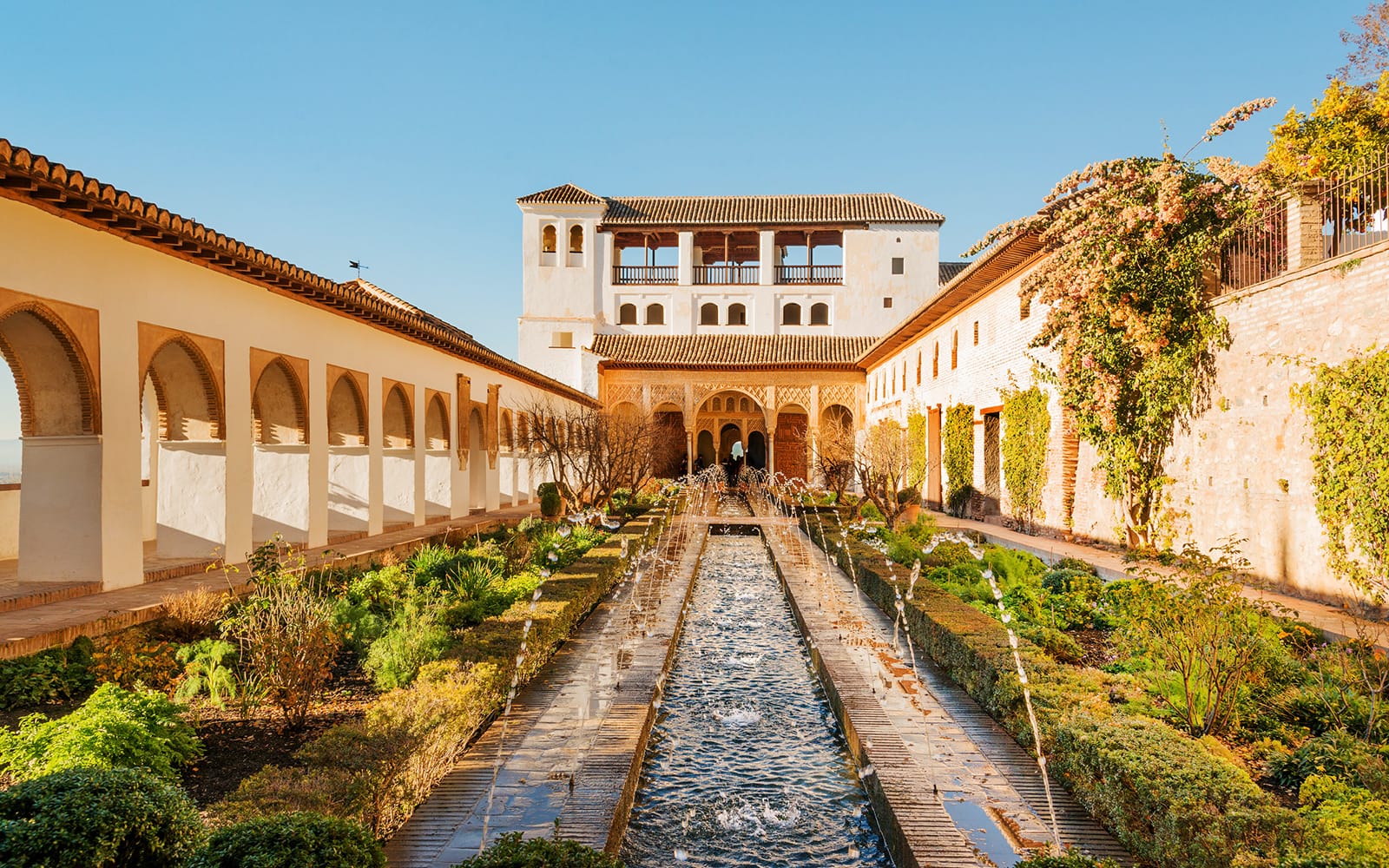 Discover the Alhambra: A Palace, Fortress, and City Frozen in Time