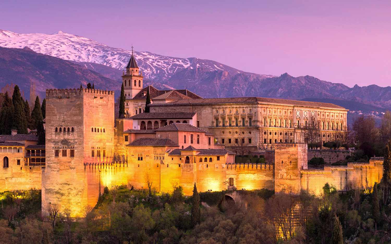 Discover the Alhambra: A Palace, Fortress, and City Frozen in Time