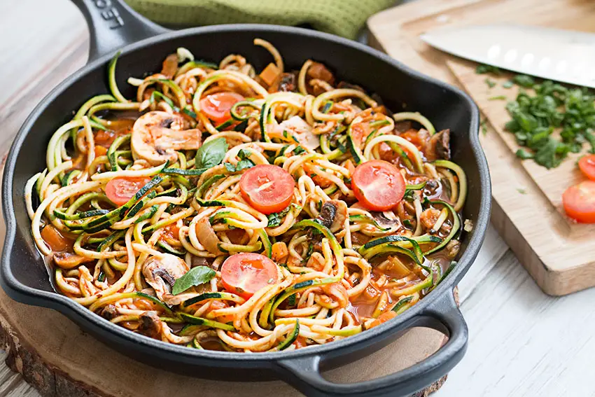 Zucchini Noodles with Tomato Sauce