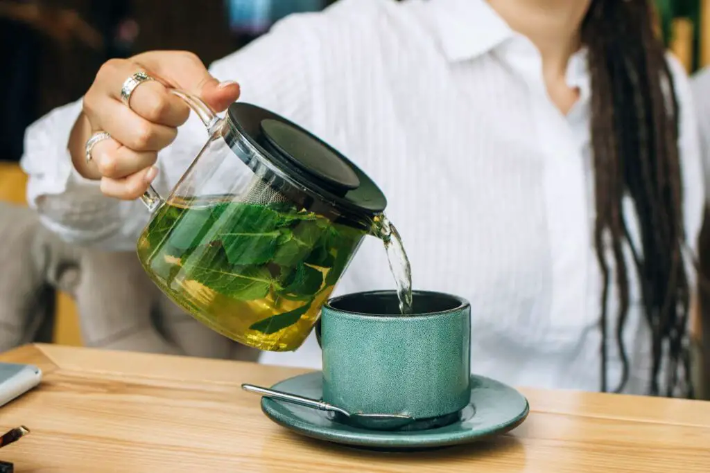 Green tea contains caffeine, L-theanine